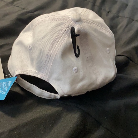 Penguin brand white NEW dad hat - Picture 4 of 5